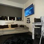Sheffield Central Cozy Apartment